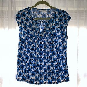 Beautiful Liz Claiborne Dress Shirt